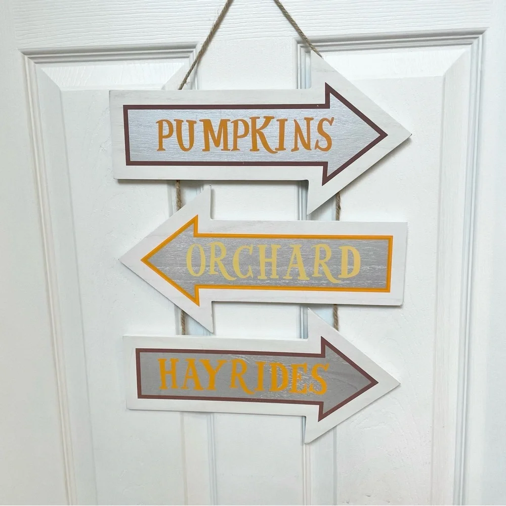 NWT Target Harvest Fall Decor Arrow Signage